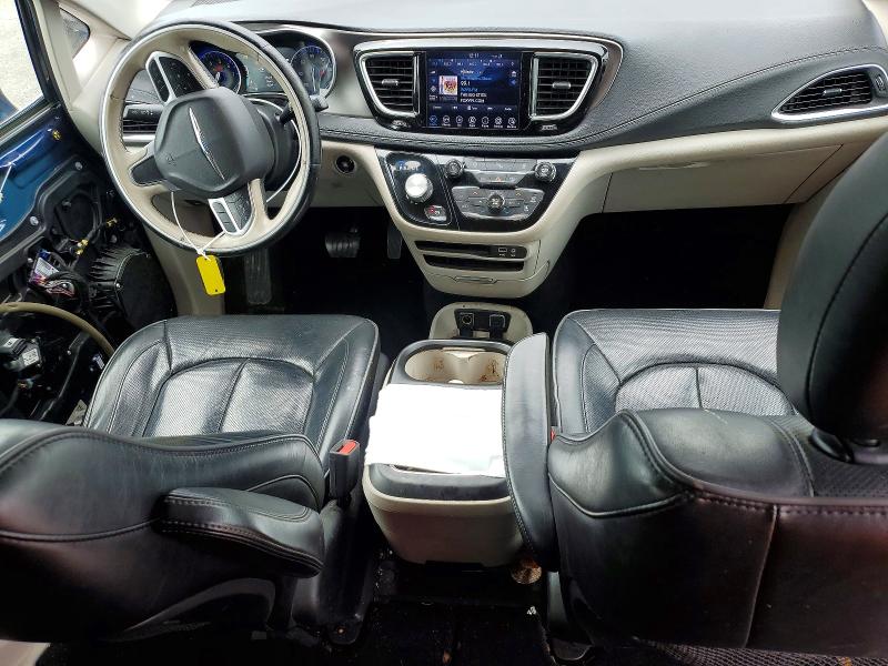 Photo 8 from auction – 2018 CHRYSLER PACIFICA with VIN 2C4RC1GG5JR273918