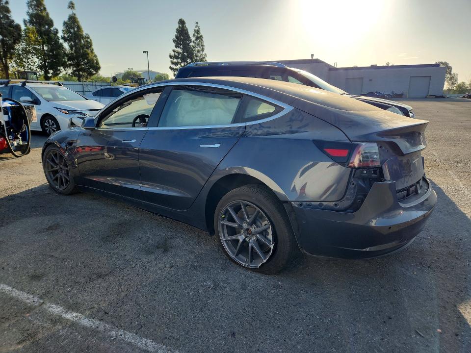 Photo 2 from auction – 2018 TESLA MODEL 3 with VIN 5YJ3E1EA3JF157661
