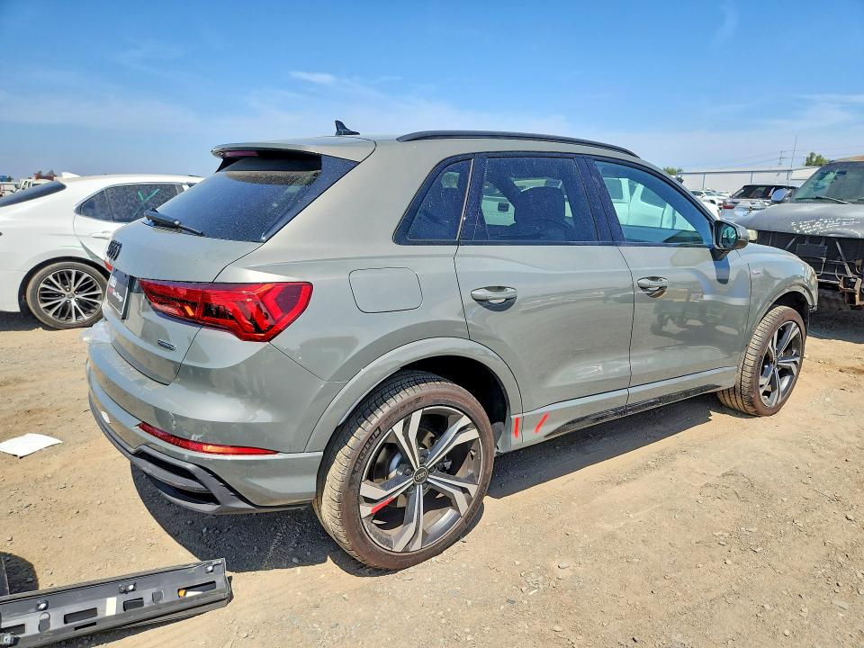 صورة رقم 3 من المزاد - 2024 AUDI Q3 مع VIN WA1EECF39R1021618