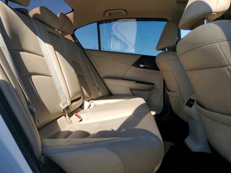 Photo 10 from auction – 2017 HONDA ACCORD with VIN 1HGCR2F87HA012746