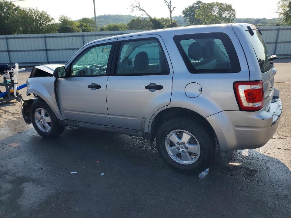 Photo 2 from auction – 2011 FORD ESCAPE with VIN 1FMCU0C75BKC21882
