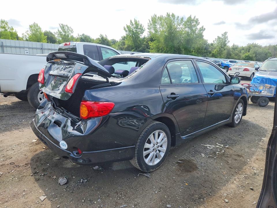 Photo 3 from auction – 2010 TOYOTA COROLLA with VIN 2T1BU4EE0AC441269