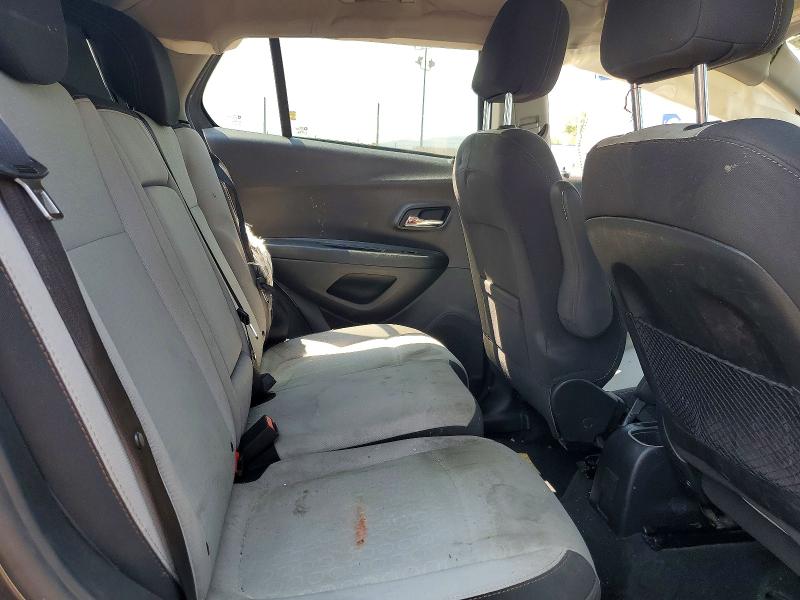 Photo 11 from auction – 2019 CHEVROLET TRAX with VIN 3GNCJNSB5KL197637