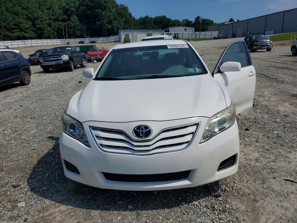 Photo 5 from auction – 2011 TOYOTA CAMRY with VIN 4T1BF3EK2BU749568