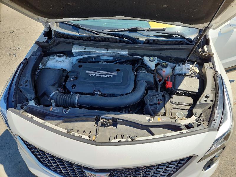 Photo 11 from auction – 2019 CADILLAC XT4 with VIN 1GYFZER40KF159520
