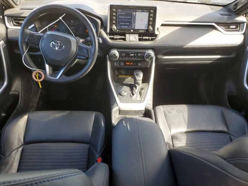 Photo 8 from auction – 2020 TOYOTA RAV4 with VIN 2T3EWRFV0LW074188