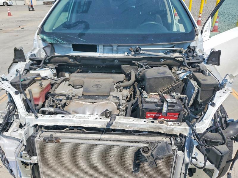 صورة رقم 12 من المزاد - 2017 TOYOTA RAV4 مع VIN 2T3WFREV9HW393733