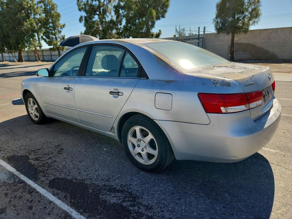 Photo 2 from auction – 2006 HYUNDAI SONATA with VIN 5NPEU46C46H163393