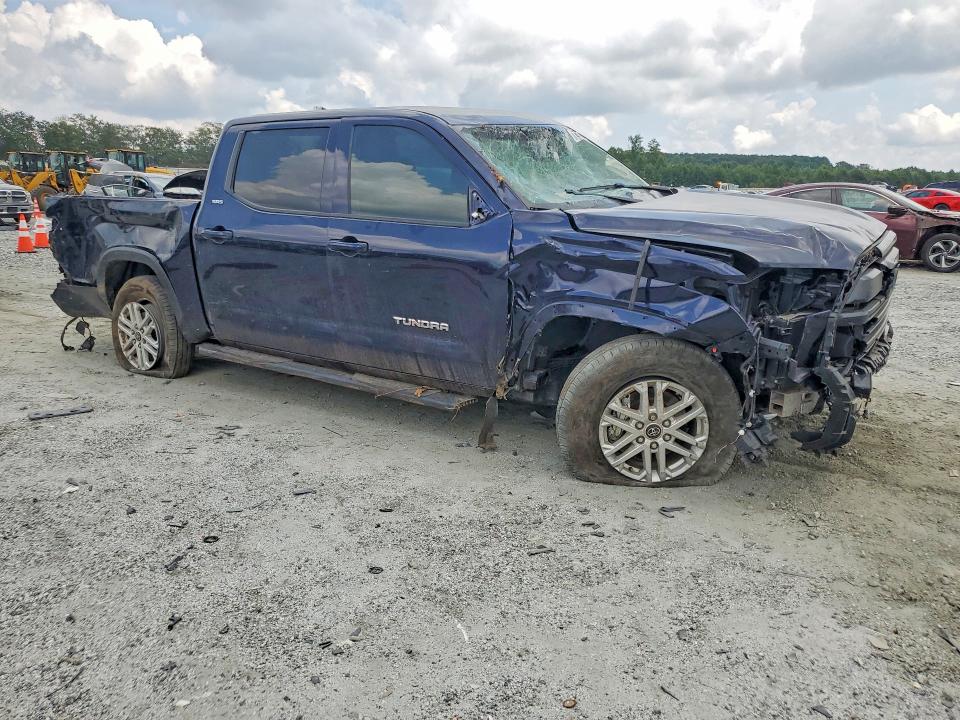 Photo 4 from auction – 2024 TOYOTA TUNDRA with VIN 5TFLA5DB7RX194467