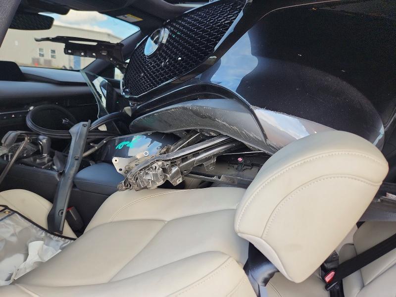 Photo 12 from auction – 2023 MAZDA 3 with VIN JM1BPALM0P1614558