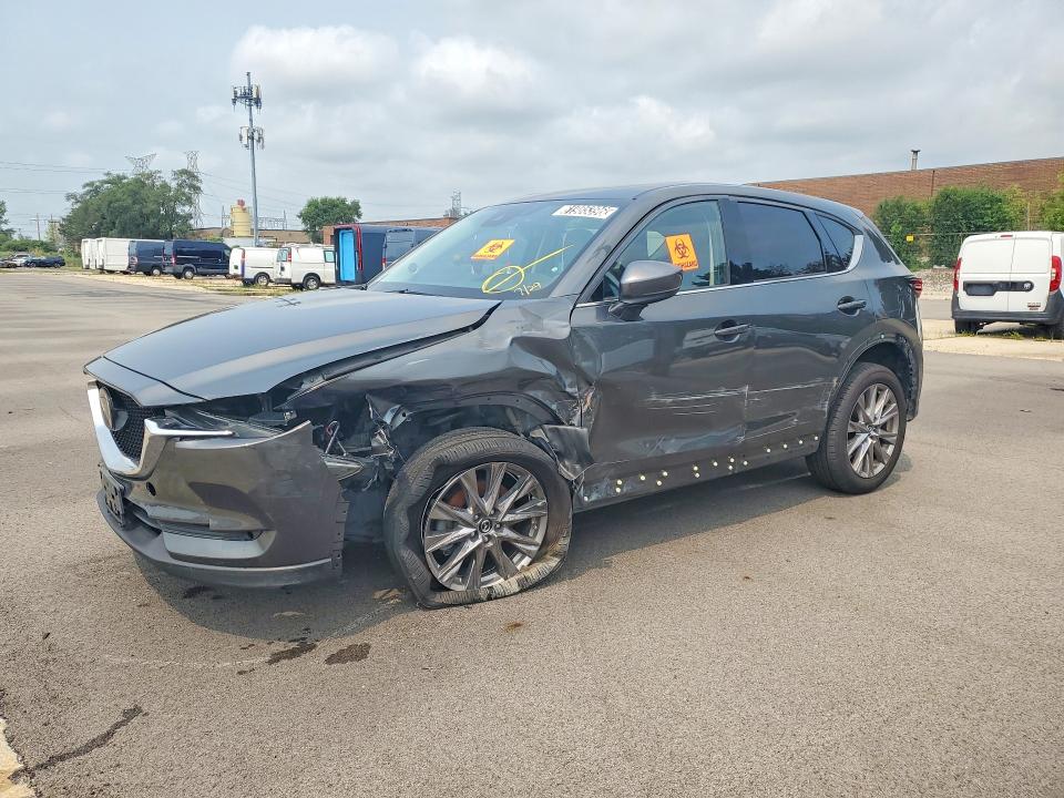 MAZDA CX-5 2019 with VIN JM3KFBDY4K0600727 - Photo from auction
