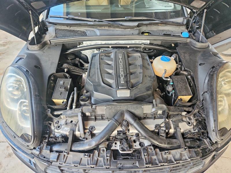 Photo 11 from auction – 2017 PORSCHE MACAN with VIN WP1AB2A55HLB20342