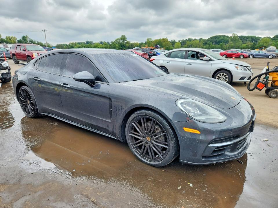 Photo 4 from auction – 2018 PORSCHE PANAMERA with VIN WP0AB2A77JL131898