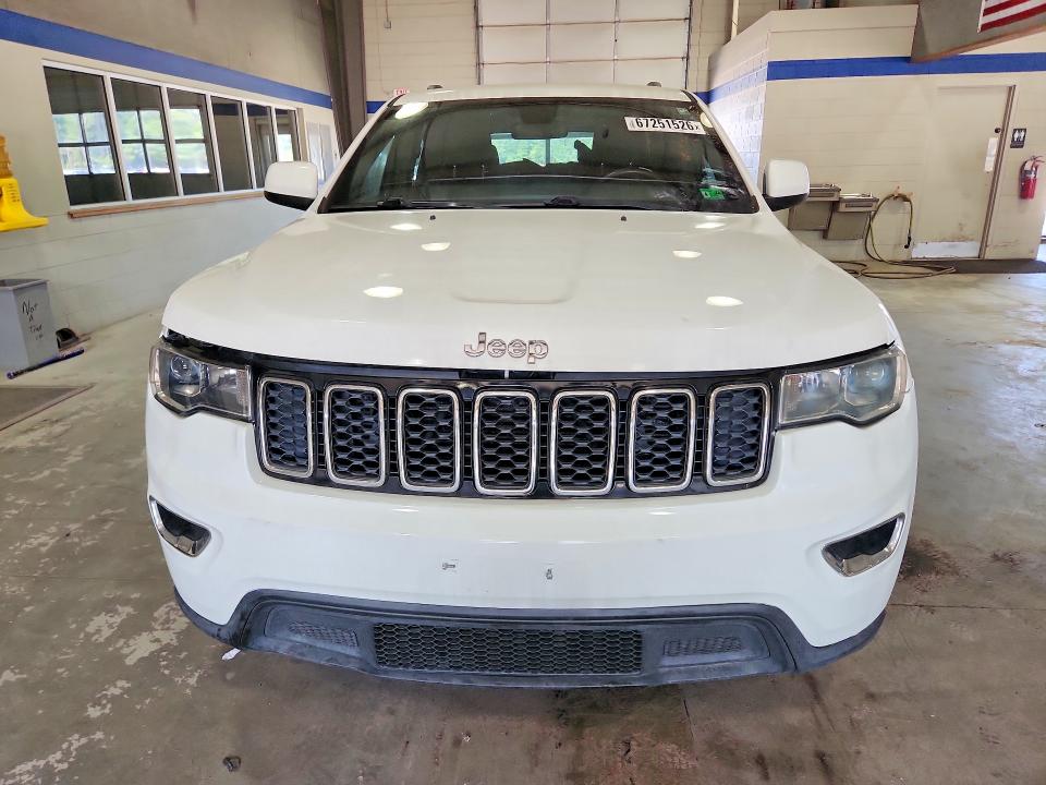 Снимка 5 от търг – 2018 JEEP GRAND CHEROKEE с VIN 1C4RJFAG5JC507110