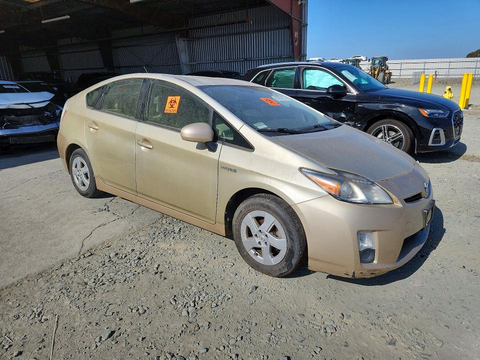 Zdjęcie 4 z aukcji – 2010 TOYOTA PRIUS BASE z VIN JTDKN3DU2A0179216
