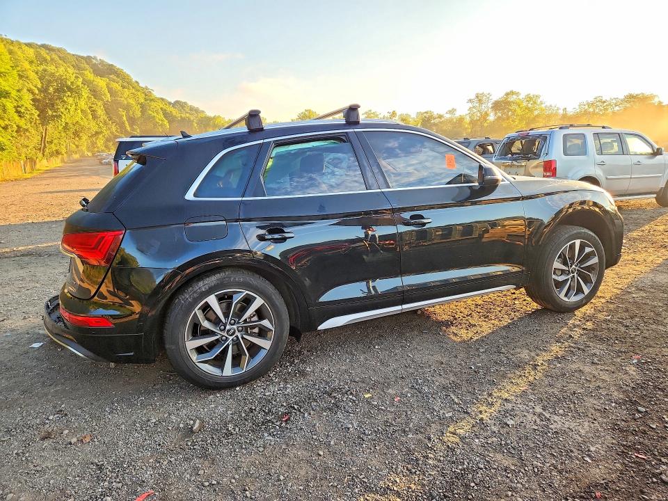 Photo 3 from auction – 2021 AUDI Q5 with VIN WA1BAAFY7M2015754