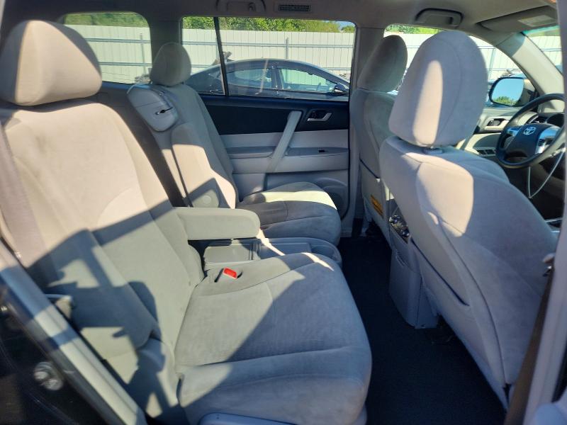Photo 11 from auction – 2012 TOYOTA HIGHLANDER with VIN 5TDBK3EH6CS102472
