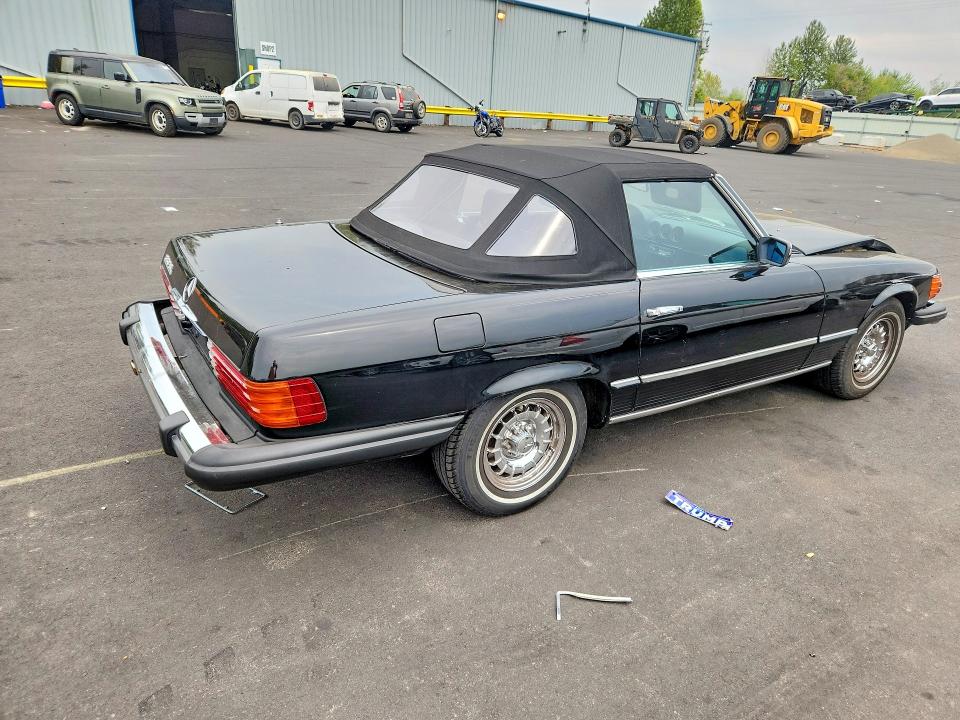 Photo 3 from auction – 1981 MERCEDES-BENZ 380 with VIN WDBBA45A2BB003227