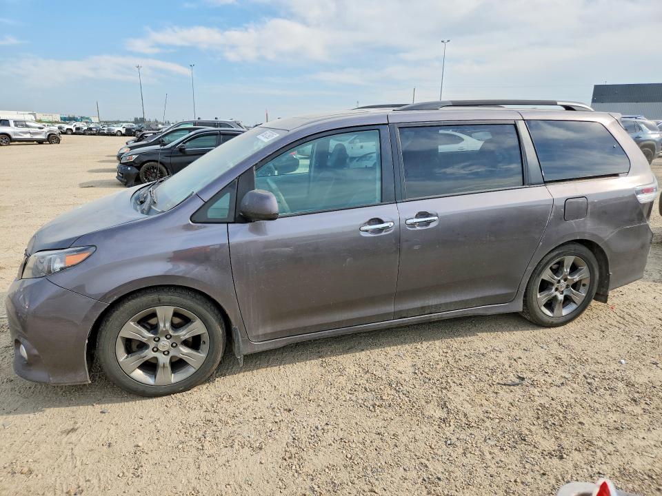TOYOTA SIENNA 2014 with VIN 5TDXK3DC6ES471590 - Photo from auction