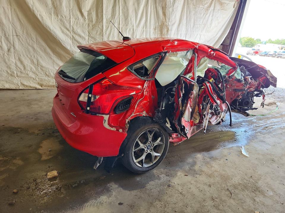 Foto 3 de la subasta – 2014 FORD FOCUS con VIN 1FADP3K24EL309897