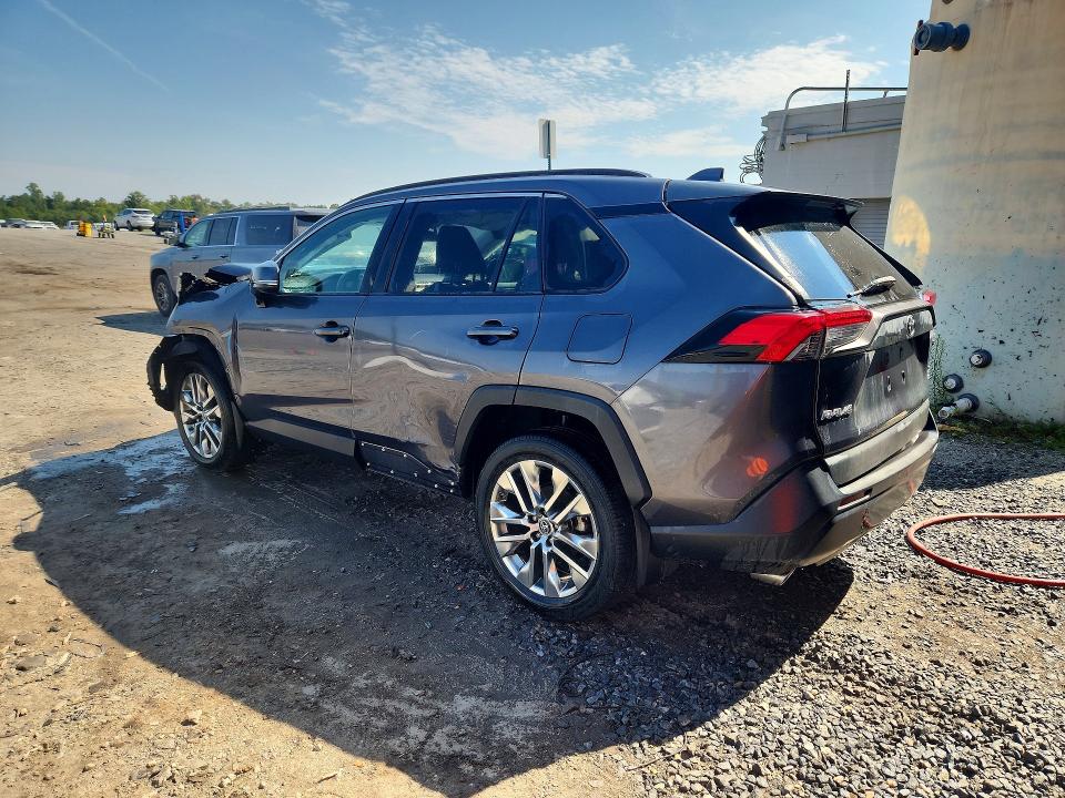 Photo 2 from auction – 2019 TOYOTA RAV4 with VIN 2T3A1RFV9KW073391