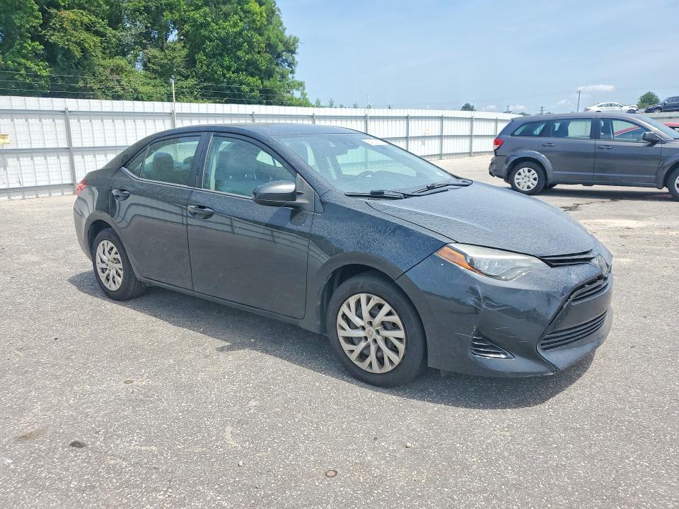 Photo 4 from auction – 2017 TOYOTA COROLLA with VIN 5YFBURHE4JP826004