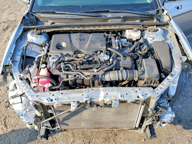 Photo 11 from auction – 2022 TOYOTA CAMRY with VIN 4T1C31AK1NU039217
