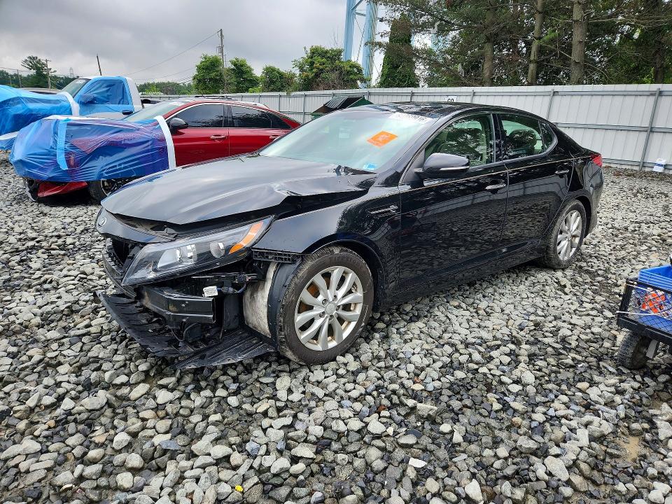 KIA OPTIMA 2015 with VIN 5XXGN4A76FG362974 - Photo from auction