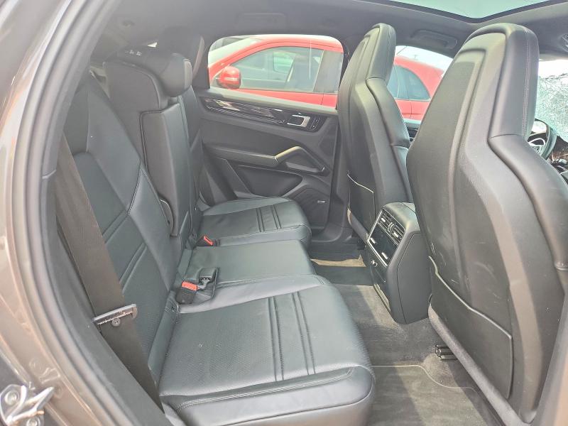 Photo 11 from auction – 2020 PORSCHE CAYENNE with VIN WP1BA2AY4LDA46464