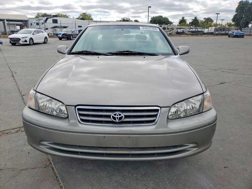 Photo 5 from auction – 2001 TOYOTA CAMRY with VIN JT2BG22K410553369
