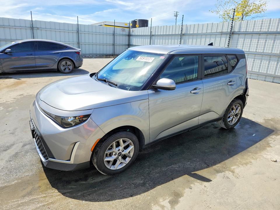 KIA SOUL 2023 with VIN KNDJ23AU4P7854895 - Photo from auction