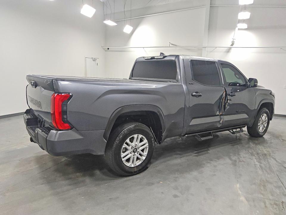Photo 3 from auction – 2026 TOYOTA TUNDRA with VIN 5TFLA5EC5TX051256