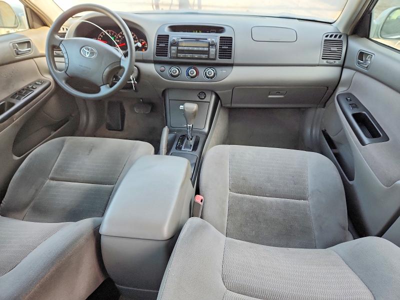 Photo 8 from auction – 2005 TOYOTA CAMRY with VIN 4T1BF32K05U102062
