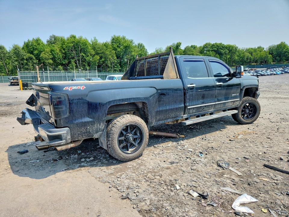Photo 3 from auction – 2015 CHEVROLET SILVERADO with VIN 1GC1KWEG2FF547011
