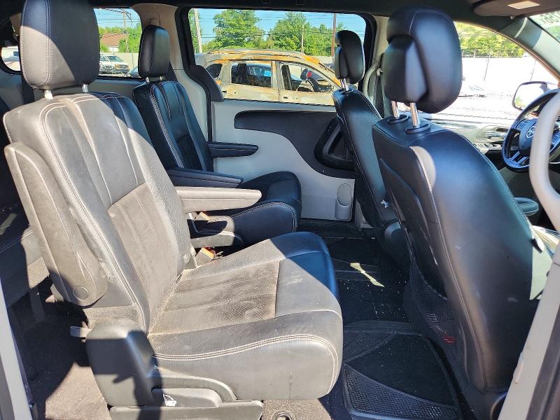 Photo 11 from auction – 2017 DODGE GRAND CARAVAN with VIN 2C4RDGCGXHR700168
