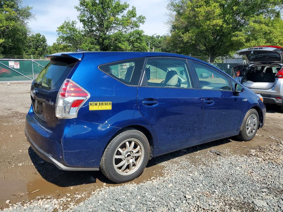 Foto 3 de la subasta – 2016 TOYOTA PRIUS V con VIN JTDZN3EU2GJ047802