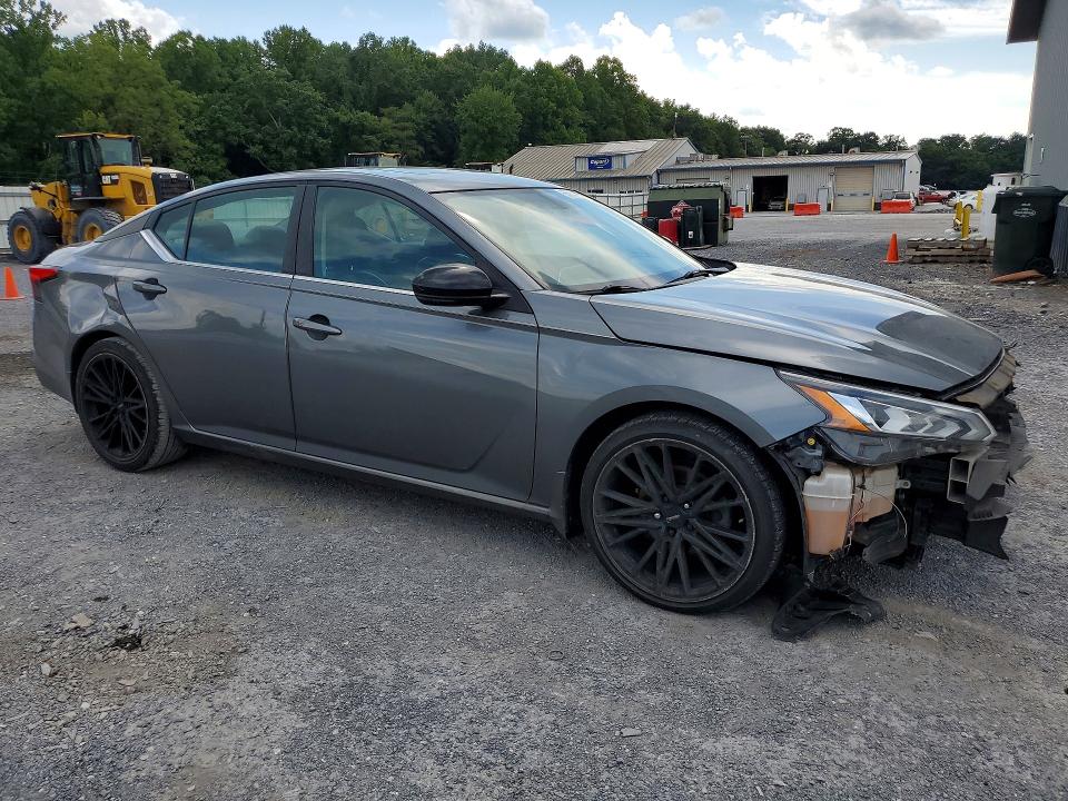 Photo 4 from auction – 2019 NISSAN ALTIMA with VIN 1N4BL4CV8KC185663