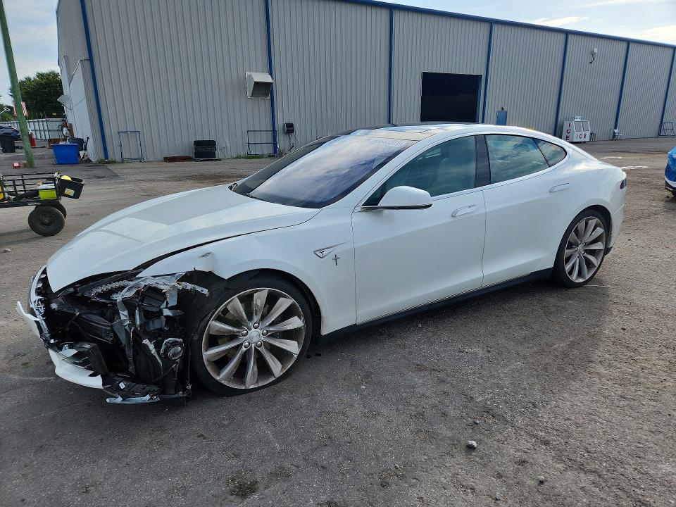 2016 TESLA MODEL S - Търг №63843376