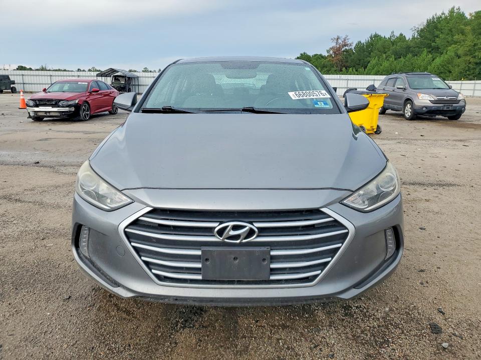 Снимка 5 от търг – 2018 HYUNDAI ELANTRA с VIN KMHD84LF6JU567143