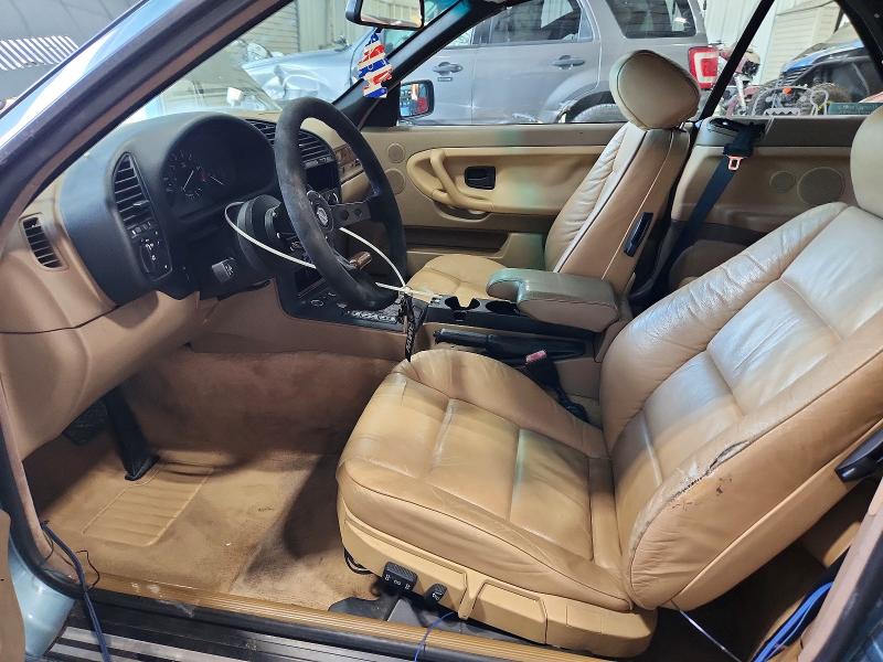Снимка 7 от търг – 1995 BMW 325 с VIN WBABJ6328SJD43223