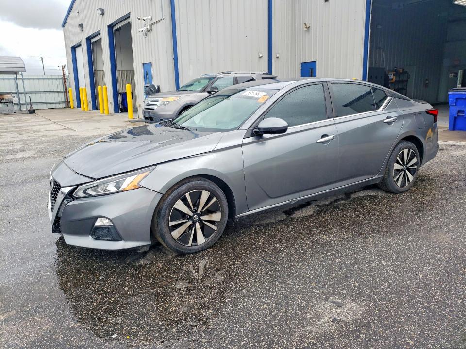 NISSAN ALTIMA 2021 with VIN 1N4BL4DV8MN317018 - Photo from auction