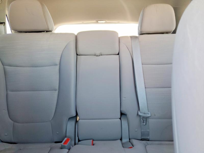 Photo 10 from auction – 2015 KIA SORENTO with VIN 5XYKTDA62FG554329