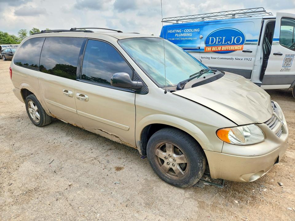 Photo 4 from auction – 2007 DODGE GRAND CARAVAN with VIN 2D4GP44L67R148145