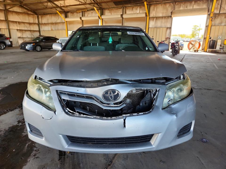 Photo 5 from auction – 2011 TOYOTA CAMRY with VIN 4T4BF3EK0BR197803