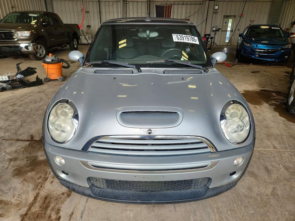 Photo 5 from auction – 2006 MINI COOPER with VIN WMWRH33536TL93537