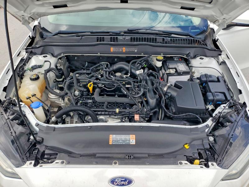 Photo 11 from auction – 2019 FORD FUSION with VIN 3FA6P0HD0KR243412