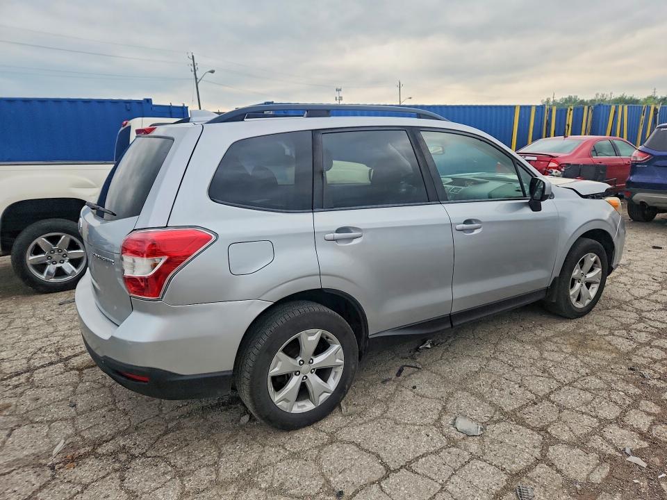 Photo 3 from auction – 2016 SUBARU FORESTER with VIN JF2SJAFC7GH559846