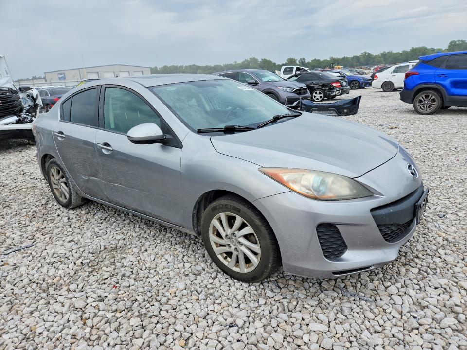 Photo 4 from auction – 2012 MAZDA 3 with VIN JM1BL1W84C1679773