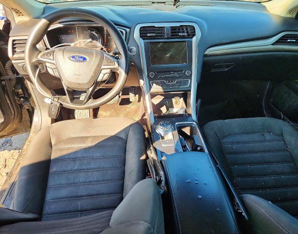 Photo 8 from auction – 2017 FORD FUSION with VIN 3FA6P0HDXHR348659