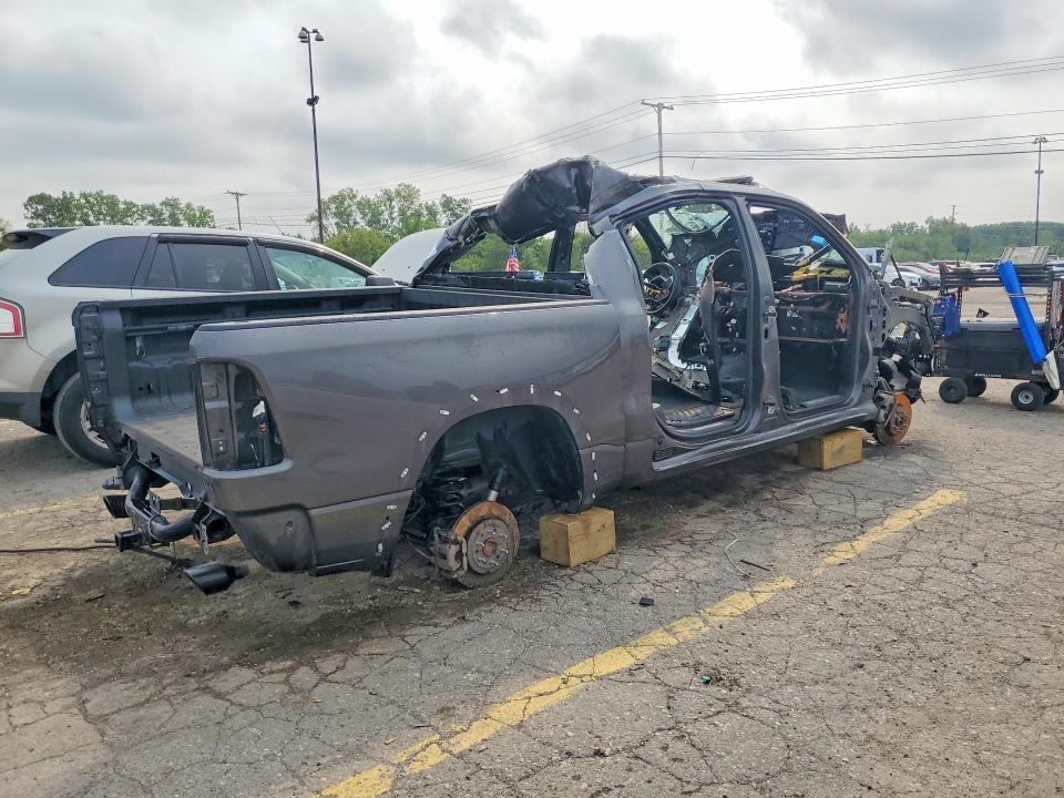 Photo 3 from auction – 2021 RAM 1500 with VIN 1C6SRFJTXMN656958